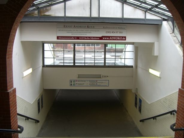 Durch- und Zugang Bf. Niklassee Südseite