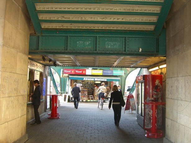 U2 Brücke Zugang Süd zum Bf. Eberswalder Straße