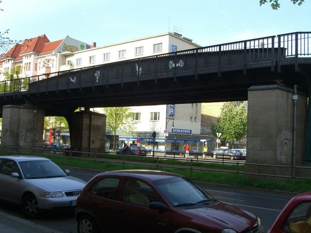 U 2 - Brücke Schönhauser Allee / Gaudystraße
