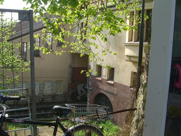 Bahnhofszugangsbrücke Bf. Pankow / Heinersdorf ab Damerowstr.