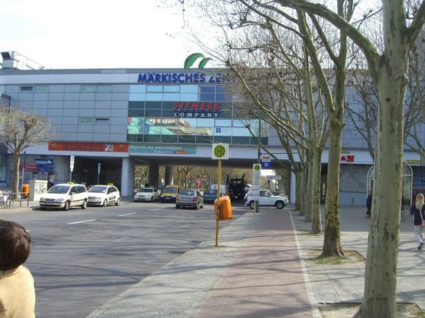 Hausbrücke Wilhelmsruher Damm Ost