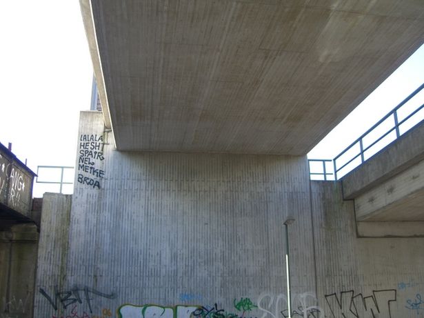 Brückenkomplex der Nord Süd Bahn / Prellerweg Ostseite