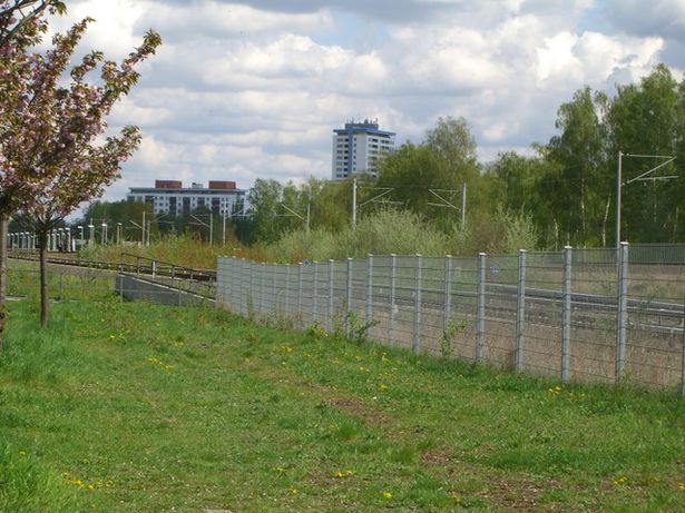 EÜ Nord Süd Bahn Henningsdorf - Teltow Stadt / Fuß- u. Radweg an der Berlingrenze zu Brandenburg