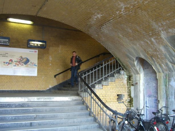 Bf. Ostkreuz Ringbahnzugang Nord / Sonntagstraße