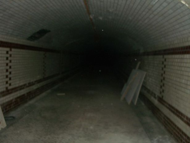 EÜ Nord Süd Bahnen / Durchgang Feldstraße - Schwarzkopfstraße