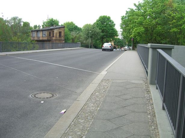 EÜ Nord Süd Bahn / Grenzstraße