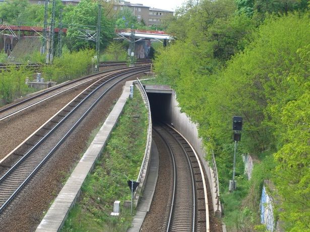 EÜ Ringbahn / EU S Bahn Fahrbrücke von Nord nach Süd