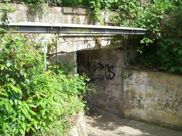 Zugangsbrücke zu d.Kleingärten a. Westkreuz westl. der BAS 42923