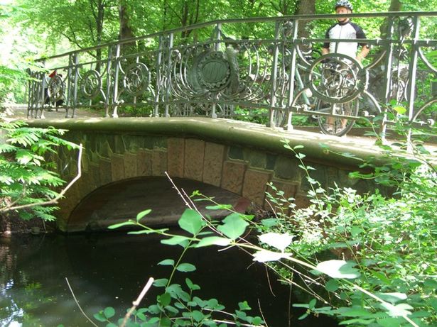 Schlangenbrücke