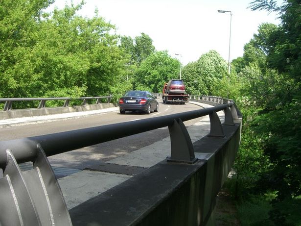 Abfahrtbrücke von der A100 zum Siemensdamm / Siemensdamm