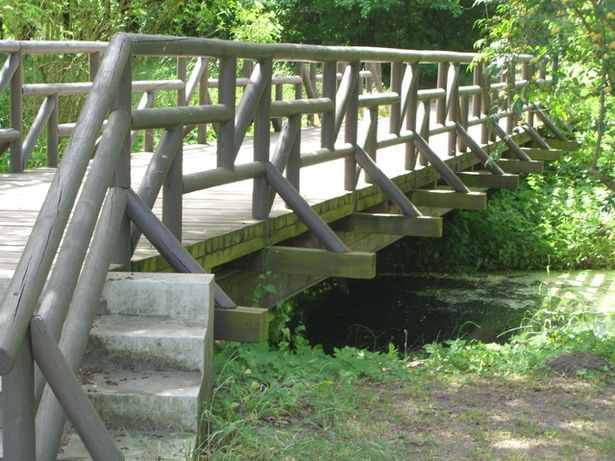 5. Schloßgartenbrücke Schloß Charlottenburg /Spreegrabendurchlauf