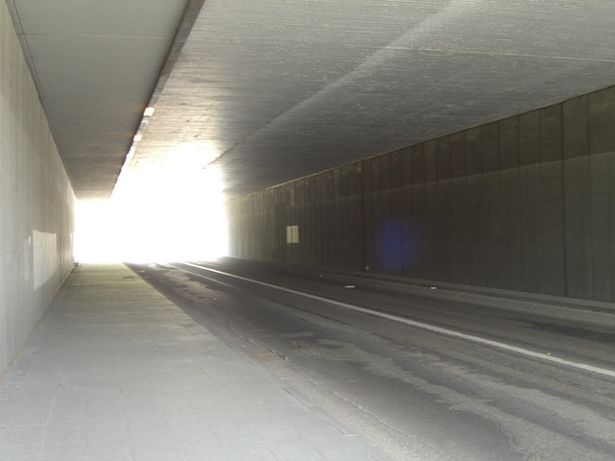 A 115 ( Avus) und Messedamm Brücke / Zufahrt von Jaffe´straße zur A 100 nach Norden zur Ostfahrbahn