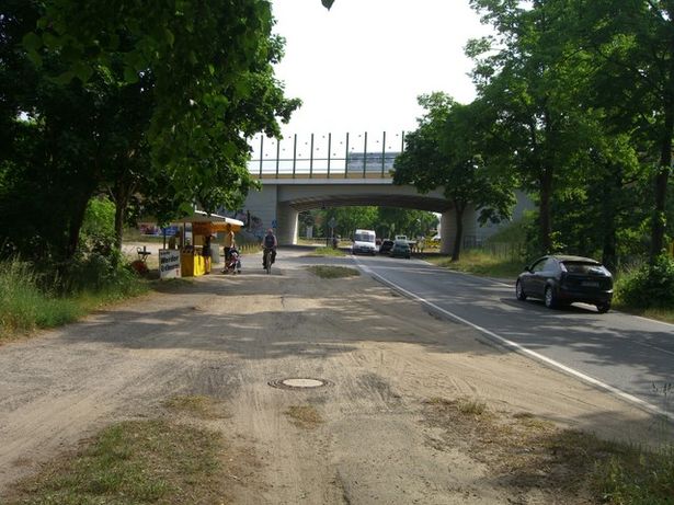 A 11 Brücke / Zepernicker Chaussee