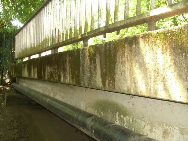 Sacco - Vanzetti - Straßenbrücke / Briese