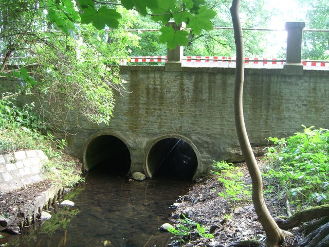 Friedrich Engels Str. - Zinndorfer Chausseebrücke / Zinndorfer Fließ