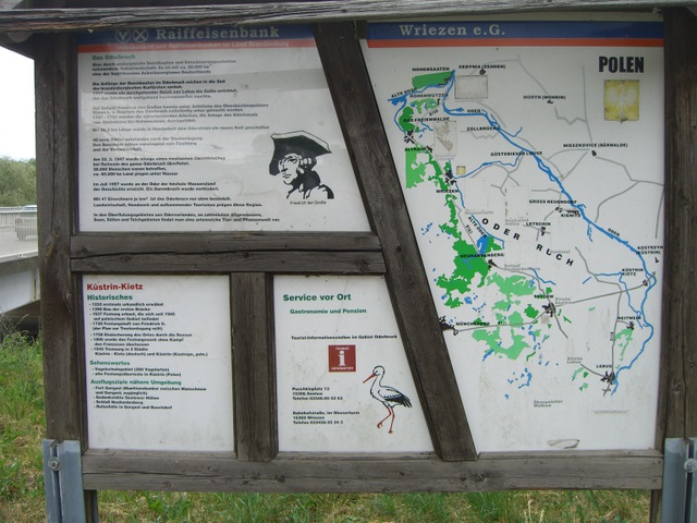 Oderflutbrücke westlicher Oderverlauf an der Insel vorbei