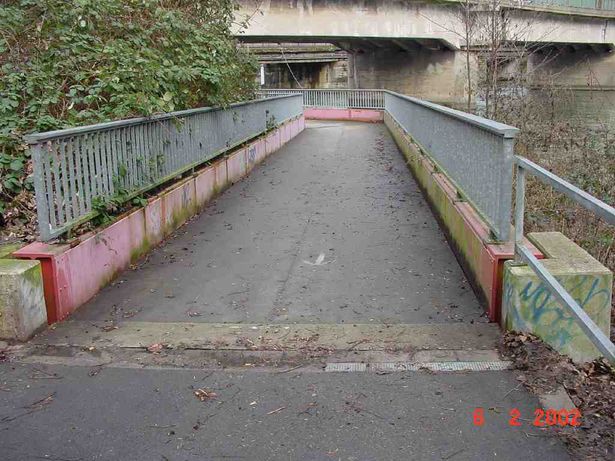 Blick von Südwestenen auf die Brücke