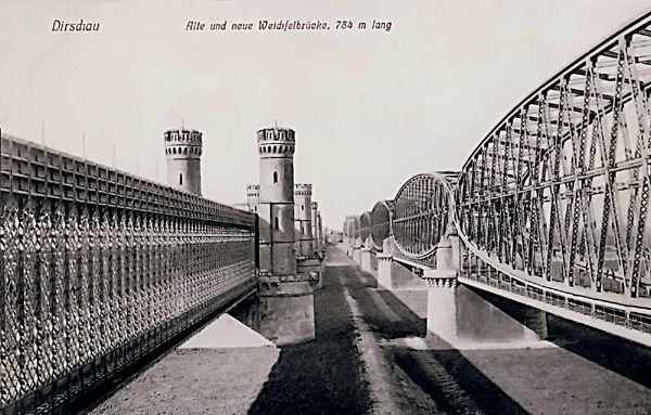 alte Weichselbrücke  links,  neue Weichselbrücke rechts