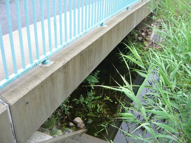 Dorfstraßenbrücke Weißensee / Fließ Prottenlanke - Parsteiner See eingeben