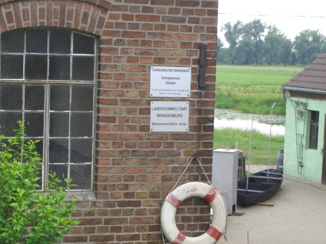 Deichbrücke am Schöpfwerk Alt Galow SW / Odervorlandabzugskanal