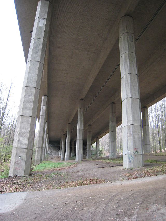 vom Theodor-Freywald-Weg in Richtung Osten blickend.
