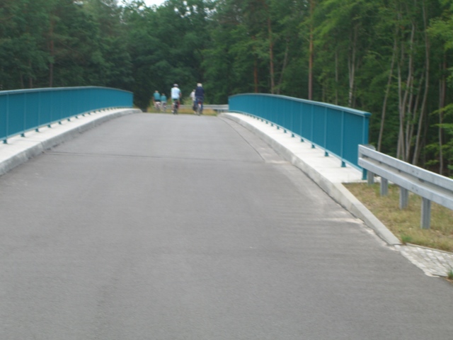 Frankfurter Straßenbrücke / A 12