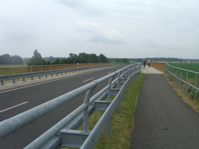 Biegenbrücker Straßenbrücke / B87 OU Müllrose