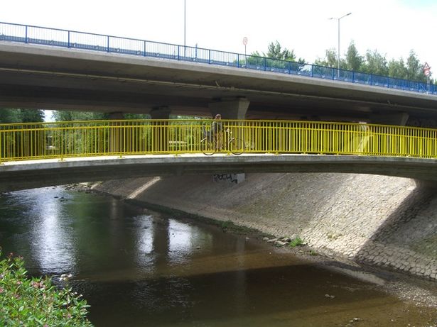 Fuß- und Radwegbrücke verl. Helbersdorfer Str. / Chemnitz