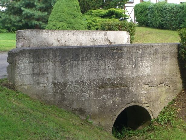 Rudolf Breitscheid Straßenbrücke / Angergraben