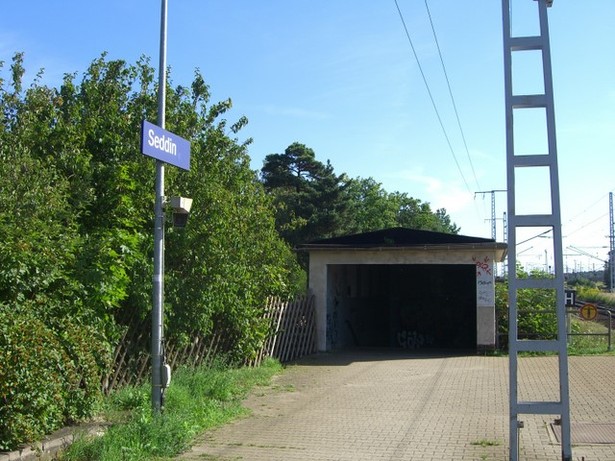 EÜ Strecke Berlin - Dessau / Zugang Bahnhof Seddin