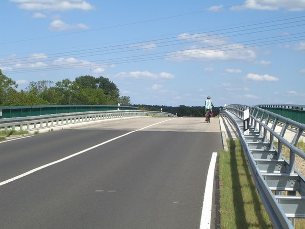 Straßenbrücke Dahlewitz - Großkienitz / Bundestraße 96