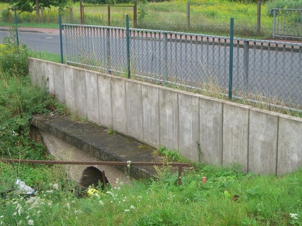 Wilhelm Pieck Straßenbrücke / Stöbber