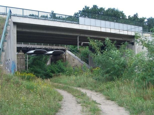 L38 Autostraßenbrücke / EU Strecke Berlin - Frankfurt Oder