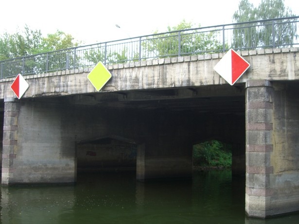 Kanalbrücke / Stadtkanal