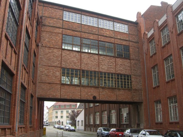 Hausbrücke / Kirchhofstraße