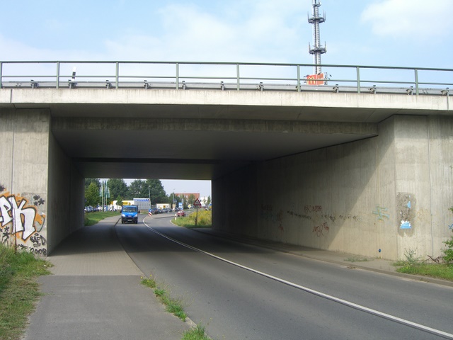 Straßenbrücke B 5 / Berliner Chaussee - Nauener Straße