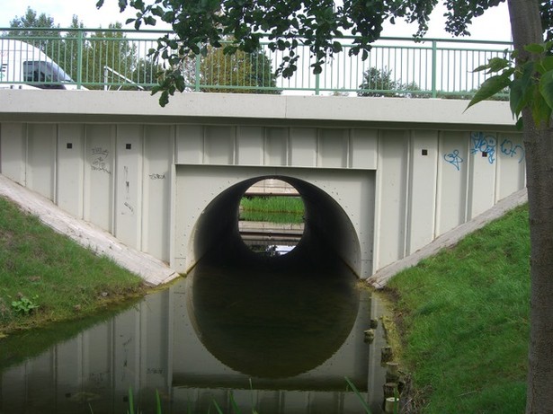 B 192 Schweriner Dammbr. / Graben zw.Herrensee u. Tiefwarensee