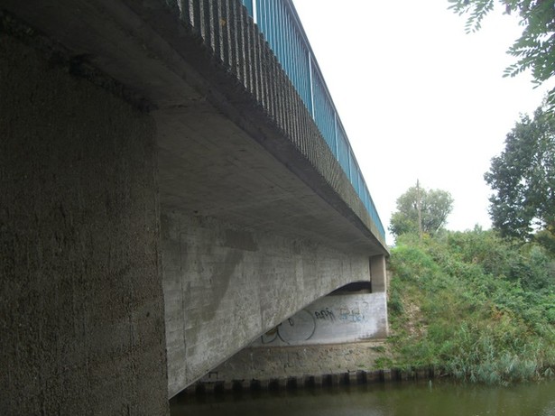 B 198 Straßenbrücke Am Sumpfsee / Müritz - Havel Wasserstraße