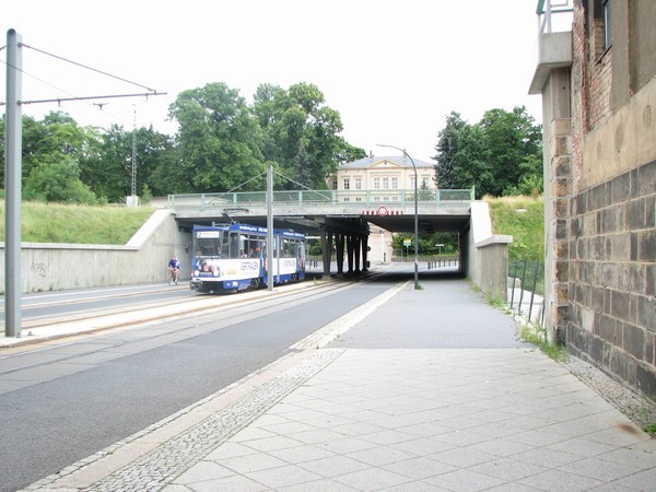 Tunnel mit Staßenbahn