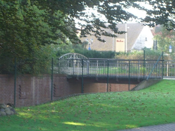 Grundstückszufahrtbrücke / westlicher Spreelauf