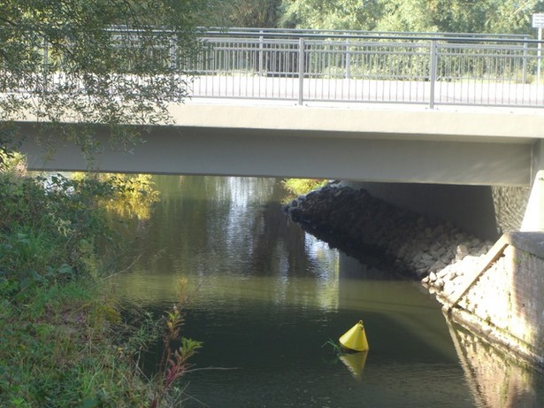 B 246 Frankfurter Straßenbrücke / westlicher Spreelauf