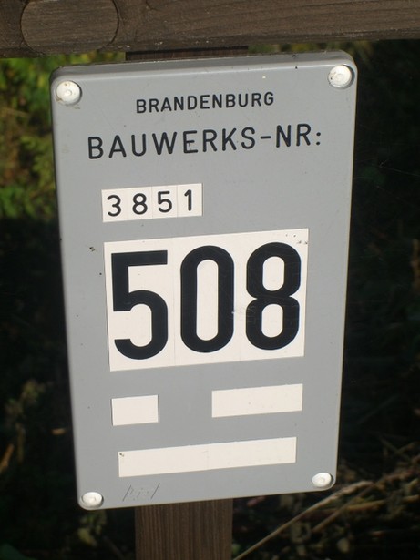 Radwegbrücke neben der B 87 Hauptstraße / Graben