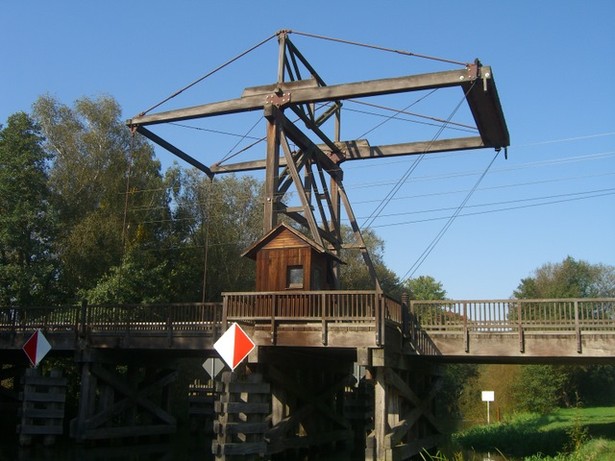 Bewegliche Waagebrücke Schwarzer Kater / Spree