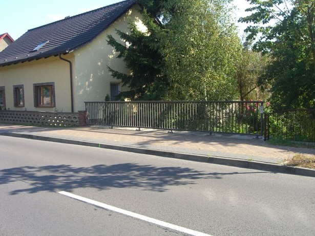 L42 Hauptstraßenbrücke / Landgraben