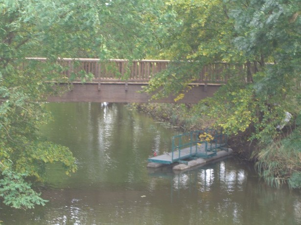 Fußwegbrücke / Friedländer Strom