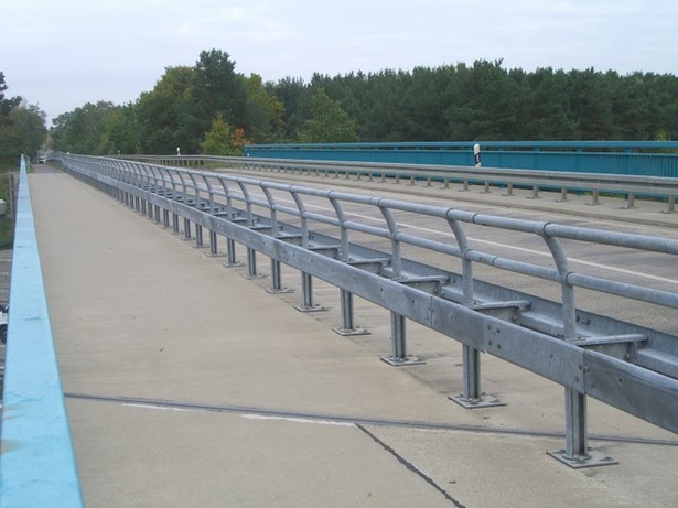 Beeskower Chausseebrücke / A 12 Berlin - Frankfurt Oder