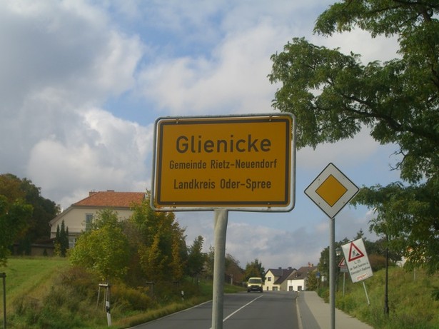 B246 Hauptstraßenbrücke / Grabengerinne südlich Herzberger See