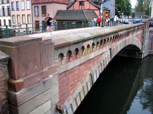 Pont Couvert III