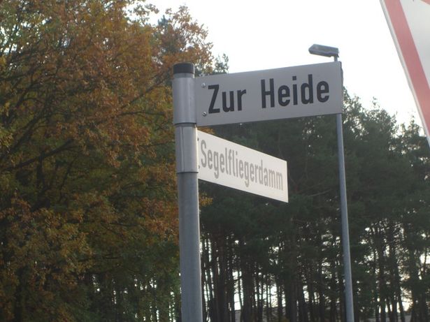 Privatstraße A Brücke / Segelflieger Damm