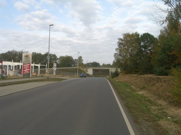 Privatstraße A Brücke / Segelflieger Damm